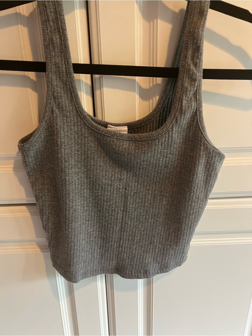 New Size Small by destined Gray Ribbed Scoop Neck Tank Top
